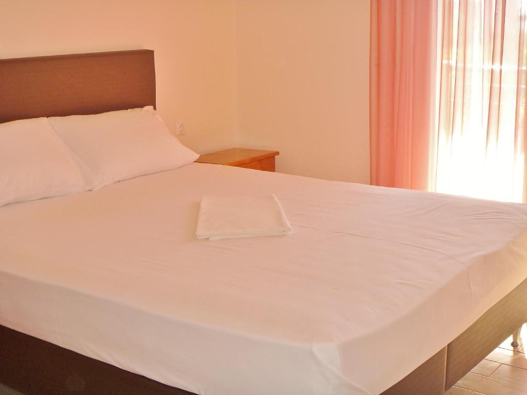 Dionysos Apartment Asproválta Bilik gambar